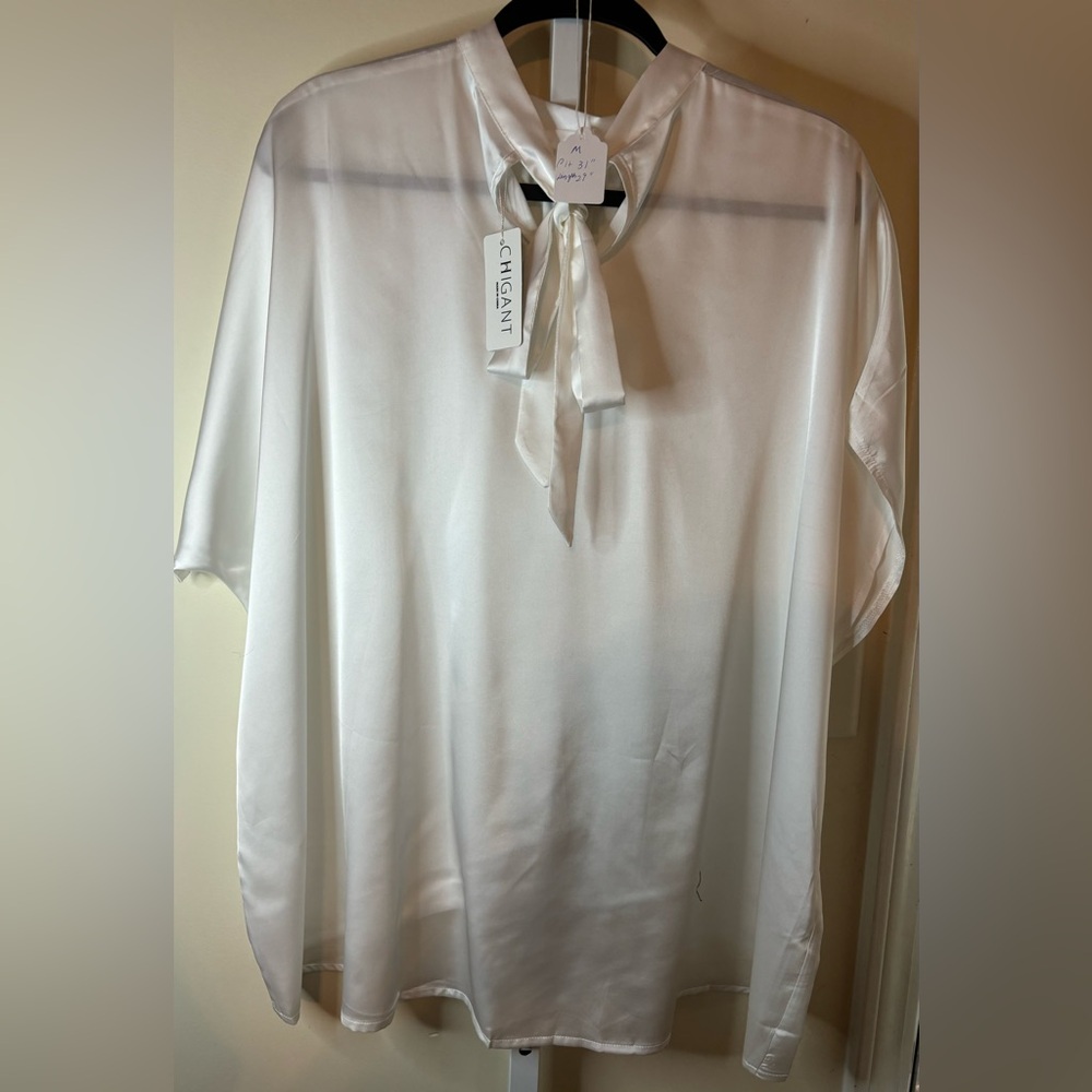 Medium Blouse with Neck Tie
